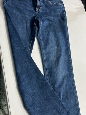 Maurices Women's Straight Leg Blue Jeans